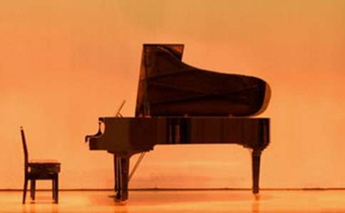 ����ҵ��ഺ��������