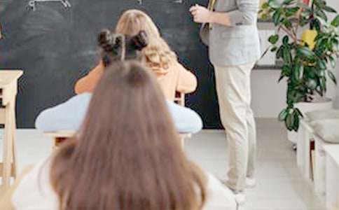 �W(xu��)У������ȫ���_�n�^���7ƪ