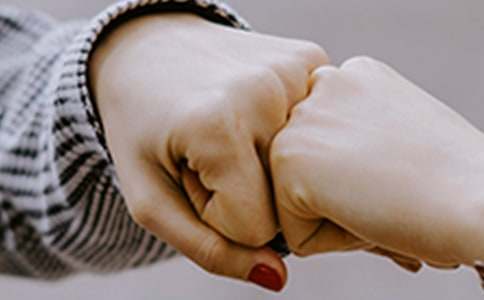 �����A���Ą�(l��)����300����ƪ