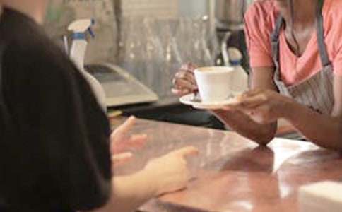 �y�п͑���(j��ng)����ȹ������Y(ji��)����֮̎ͨ��