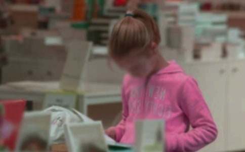 �����A����ͯԒ���µ�����300��4ƪ