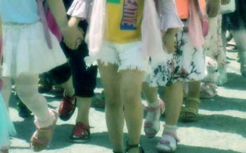 ���꼉(j��)С�W(xu��)������ӛ���S�P400�ַ�����ƪ