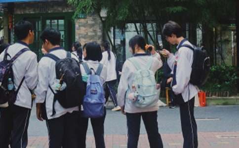 中學(xué)生畢業(yè)祝福語