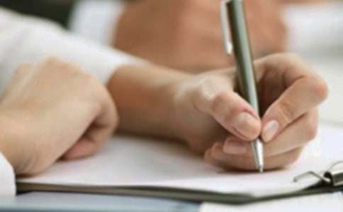 【精選】小雞寫(xiě)作文合集5篇